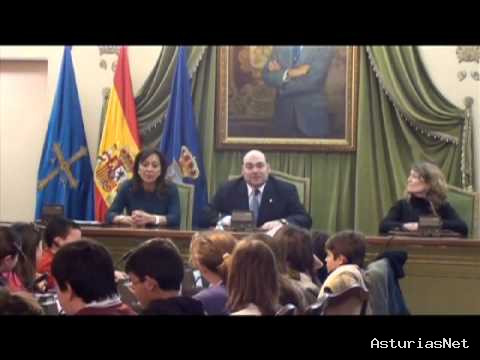 Ayuntamiento de Oviedo | February 10, 2012 | El alcalde de Oviedo en el IX Consejo Local de los Niñ@s celebrado en el Ayuntamiento