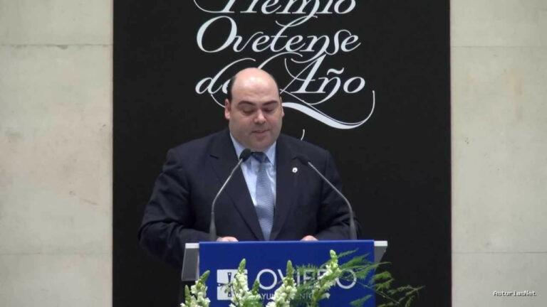 Ayuntamiento de Oviedo | April 11, 2013 | Clausura entrega del Premio Ovetense del Año