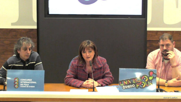 Ayuntamiento de Oviedo | May 3, 2013 | Presentación de Universo Folk Oviedo