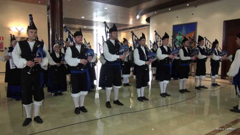 Ayuntamiento de Oviedo | May 12, 2013 | La Ascensión, Oviedo: Homenaje Paisanos del Año 2013