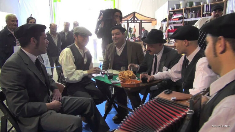 Ayuntamiento de Oviedo | May 13, 2013 | Folclore asturiano en La Ascensión, la feria de Oviedo