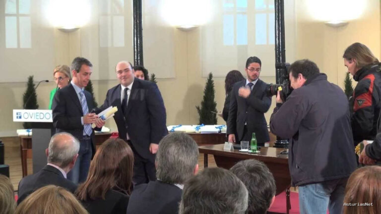 Ayuntamiento de Oviedo | May 22, 2013 | Homenaje a los trabajadores municipales de Oviedo