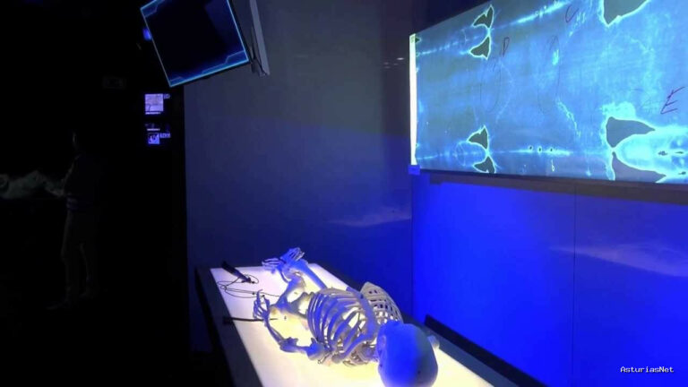 Ayuntamiento de Oviedo | July 25, 2013 | Visita de Immersive Planet Inc. a la Exposición sobre la Sábana Santa y el Santo Sudario