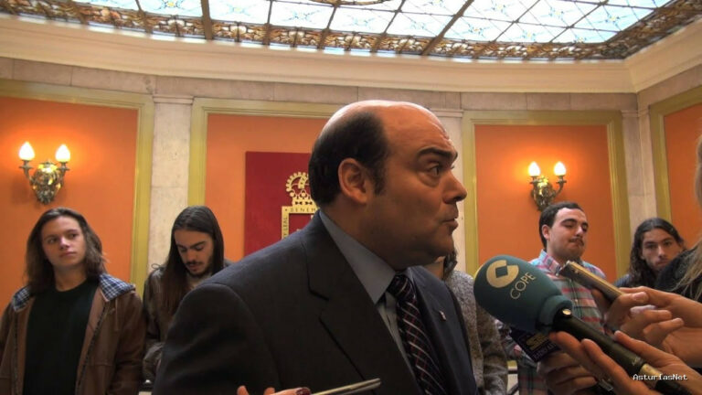 Ayuntamiento de Oviedo | November 12, 2013 | Caunedo: «Necesitamos recuperar la plaza de toros como recinto polivalente»
