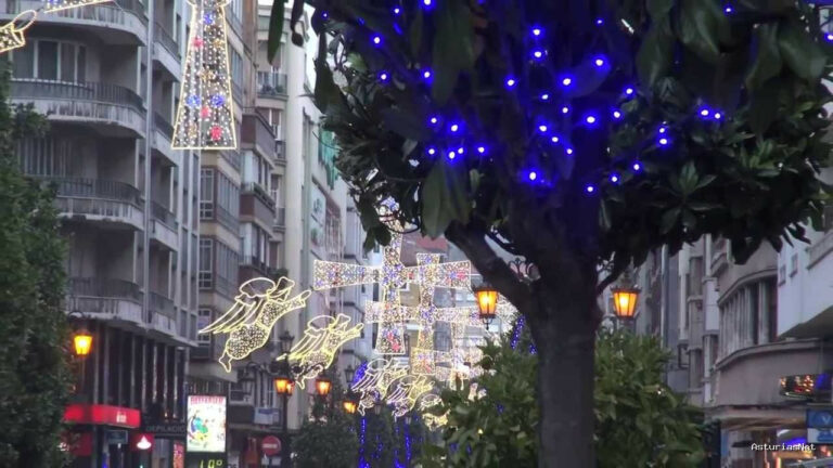 Ayuntamiento de Oviedo | December 4, 2013 | Encendido del alumbrado de Navidad