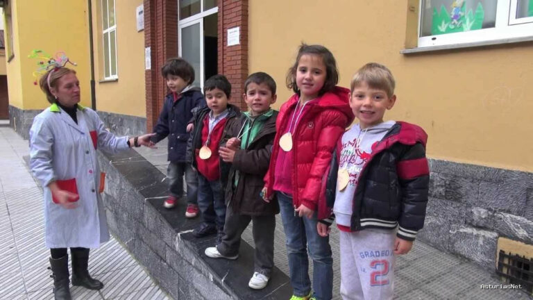 Ayuntamiento de Oviedo | December 23, 2013 | Apertura de colegios en Navidad con actividades infantiles