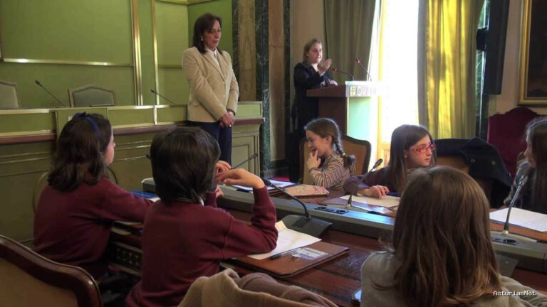 Ayuntamiento de Oviedo | February 7, 2014 | Consejo Local de los Niños y Niñas de Oviedo: Seguridad Vial