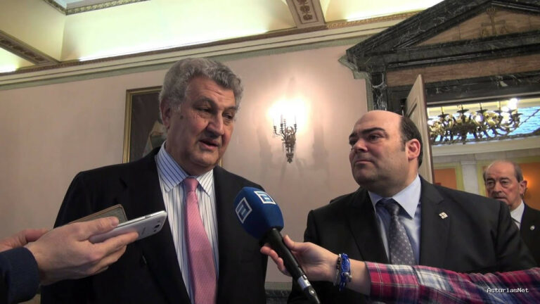 Ayuntamiento de Oviedo | March 29, 2014 | Visita al Ayuntamiento de Jesus Posada, presidente del Congreso de los Diputados