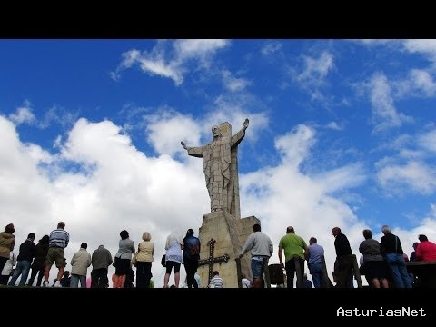 Ayuntamiento de Oviedo | June 29, 2014 | Jira al Sagrado Corazón de Jesús