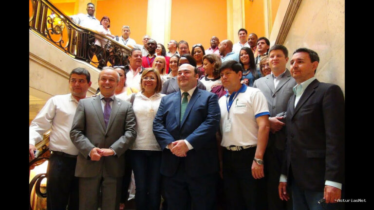 Ayuntamiento de Oviedo | September 5, 2014 | Recepción a la gira de capacitación de Onward