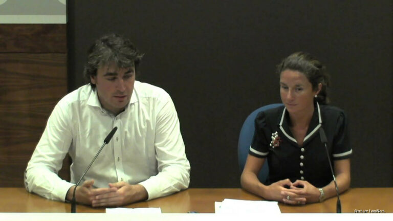 Ayuntamiento de Oviedo | September 9, 2014 | Presentación Ludoteca en el Talud de la Ería