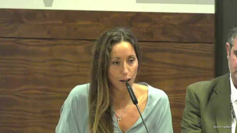 Ayuntamiento de Oviedo | November 13, 2014 | Certificación de excelencia en la enseñanza de natación al Cnco