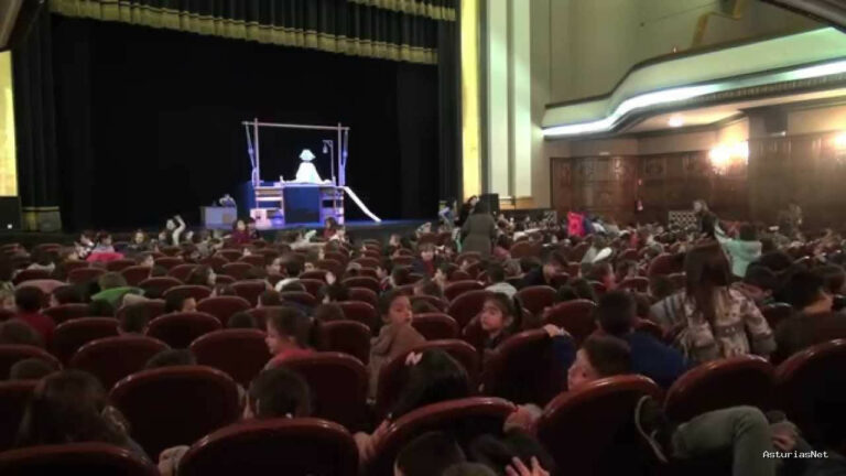 Ayuntamiento de Oviedo | December 17, 2014 | Títeres y Escuela en el Teatro Filarmónica
