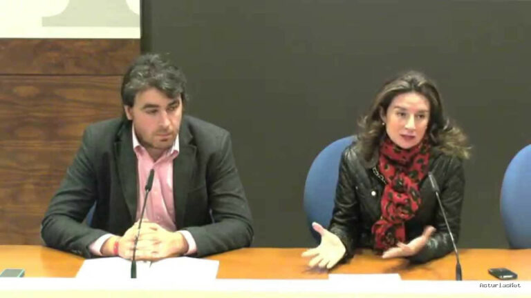 Ayuntamiento de Oviedo | December 15, 2014 | Presentación de las Colonias Infantiles de Navidad en el Talud de la Ería