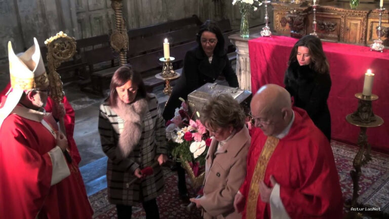 Ayuntamiento de Oviedo | December 10, 2014 | Misa en honor a Santa Eulalia de Mérida