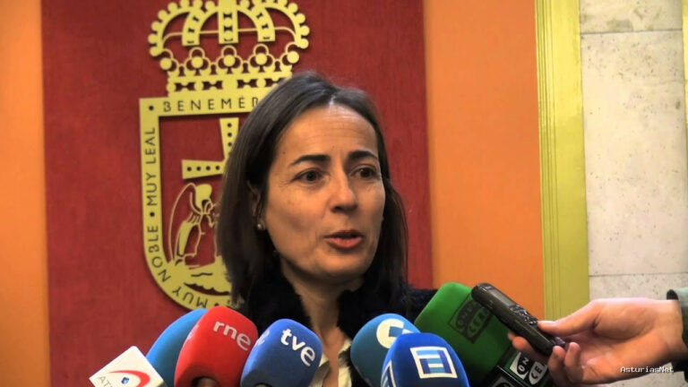 Ayuntamiento de Oviedo | January 7, 2015 | Oviedo se suma a las Comunidades Seguras de la DGT
