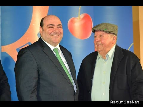 Ayuntamiento de Oviedo | May 17, 2015 | Acto homenaje «Paisanos del Año»
