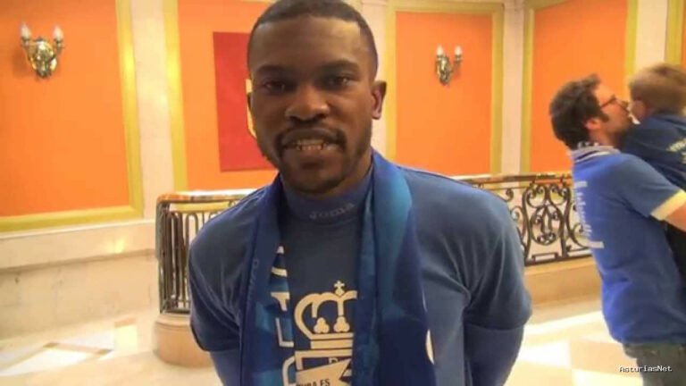 Ayuntamiento de Oviedo | June 2, 2015 | Mensaje Franck Omgba