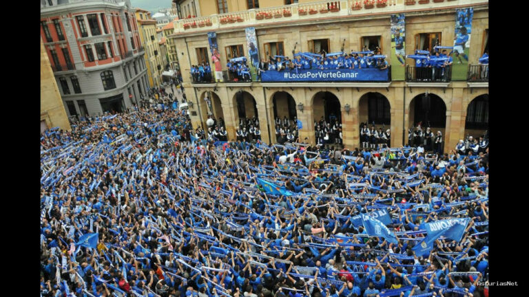 Ayuntamiento de Oviedo | June 2, 2015 | Oviedo celebra en la plaza del Ayuntamiento el ascenso del Real Oviedo