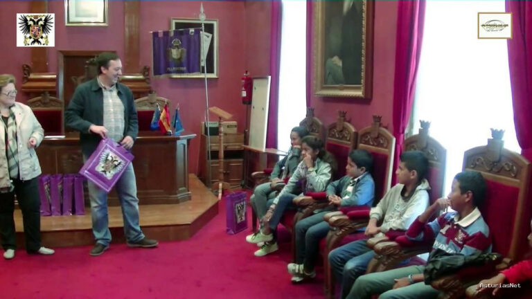 Ayuntamiento de Villaviciosa | September 6, 2015 | Asociaciã“N Asturiana DE Solidaridad CON EL Pueblo Saharaui EN Ayuntamiento DE Villaviciosa