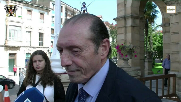 Ayuntamiento de Villaviciosa | September 10, 2015 | Quini EN EL Norte ES Donde Mejor SE Come DEL Mundo 1