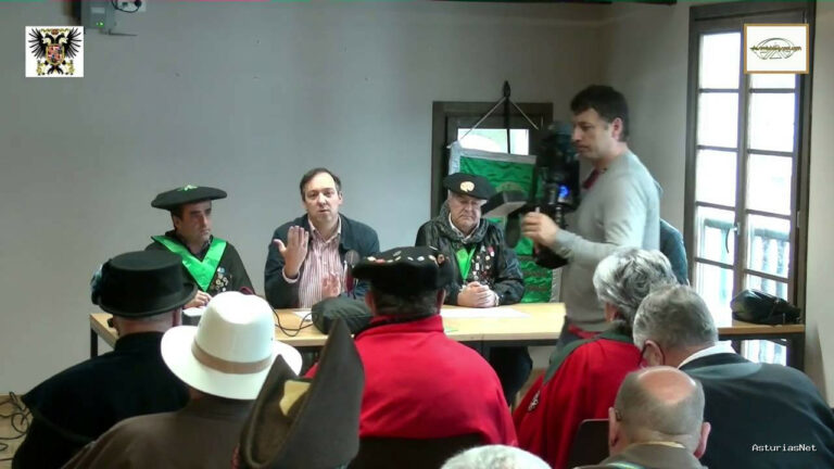 Ayuntamiento de Villaviciosa | June 1, 2016 | Cofradias Gastronómicas EN Villaviciosa