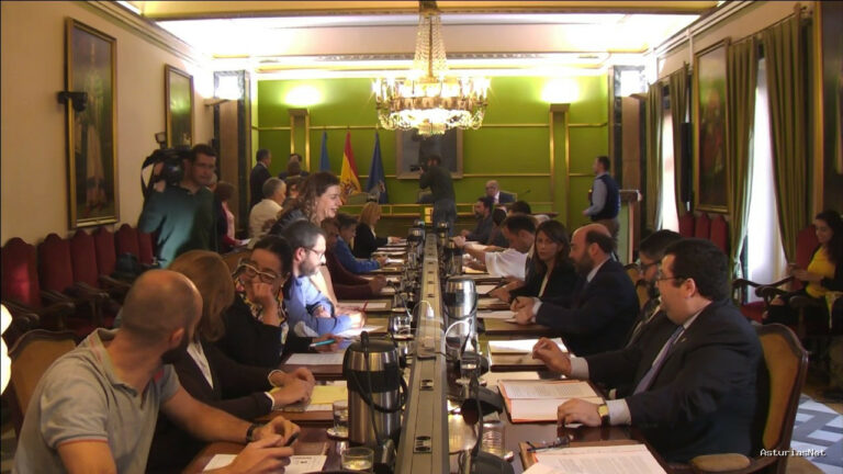Ayuntamiento de Oviedo | November 2, 2016 | Pleno Municipal 2/11/2016 Ayuntamiento de Oviedo