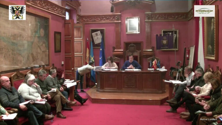 Ayuntamiento de Villaviciosa | December 6, 2016 | Ayuntamiento DE Villaviciosa Pleno Noviembre 2016