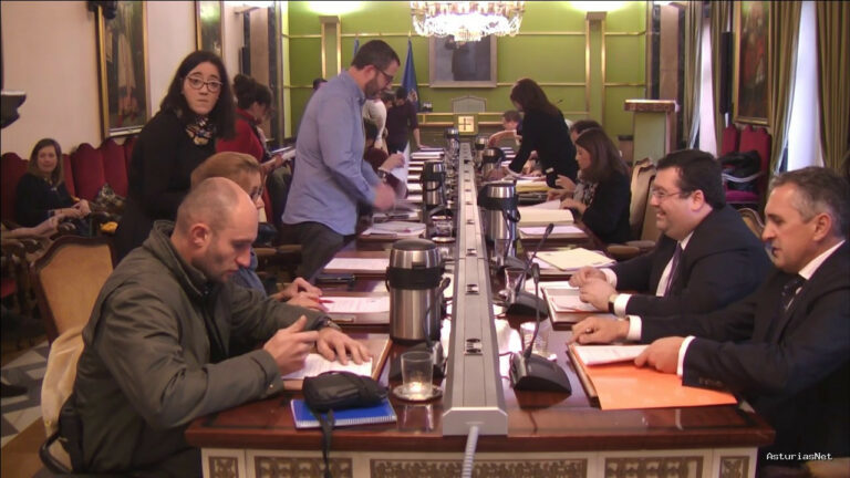 Ayuntamiento de Oviedo | December 7, 2016 | Pleno Municipal Ordinario 7-12-2016