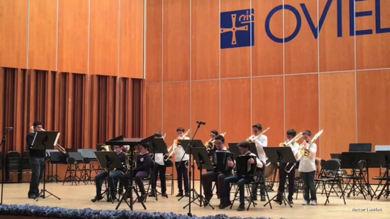 Ayuntamiento de Oviedo | March 31, 2017 | 1 parte del Concierto Primavera Escuela Municipal de Música (30 de marzo)
