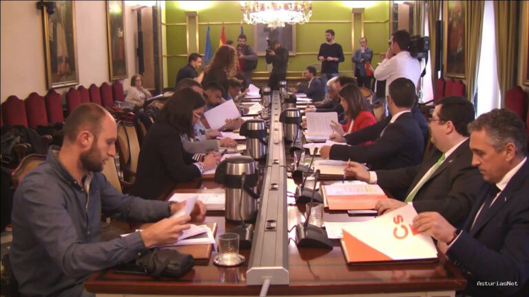 Ayuntamiento de Oviedo | June 13, 2017 | Pleno Municipal Ayuntamiento de Oviedo 12-06-2017 Parte I