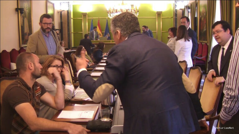 Ayuntamiento de Oviedo | June 7, 2017 | 7-6-17 Plenos Extraordinarios del Ayuntamiento de Oviedo
