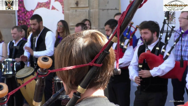 Ayuntamiento de Villaviciosa | September 11, 2019 | Kevrenn Alré D´Auray EN LA Fiesta DE LA Sidra DE Villaviciosa