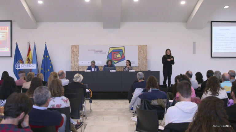 Ayuntamiento de Oviedo | November 15, 2019 | Mesa de experiencias: Las adicciones desde el primas de género