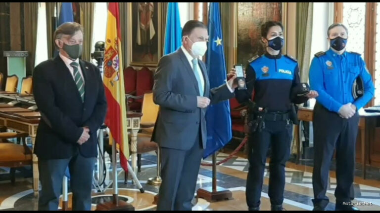 Ayuntamiento de Oviedo | 16 de abril de 2021 | Nuevos mandos de la Policía Local de Oviedo