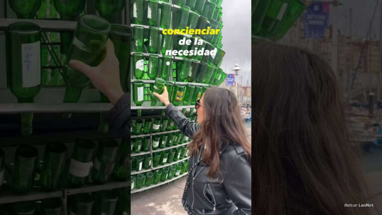 Viajar desde Asturias | 25 de agosto de 2023 | Visitamos una escultura compuesta por 3200 botellas de sidra.