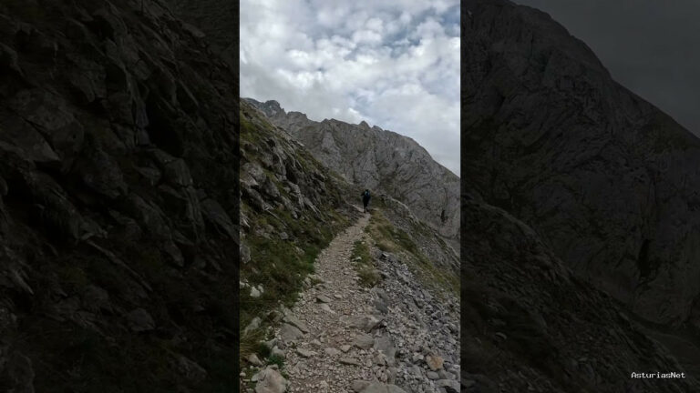 Viajar desde Asturias | 16 de noviembre de 2023 | Caminando por la montaña en los picos de Europa