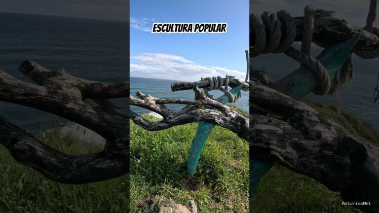 Viajar desde Asturias | 29 de abril de 2024 | Escultura popular encontrada en una senda costera de Castrillón