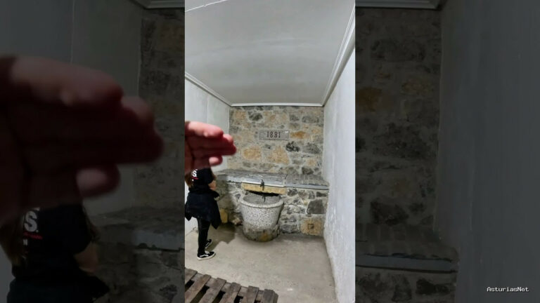 Viajar desde Asturias | October 18, 2024 | Al tirar un tabique de ladrillos en un antiguo balneario se encuentran esto