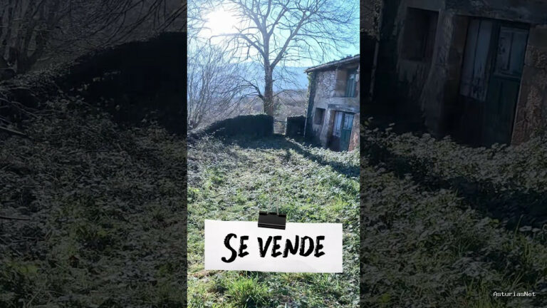 Viajar desde Asturias | January 6, 2026 | Caminando por el pueblo de Ortigueru en Cabrales encontramos esta casa cuadra que se vende