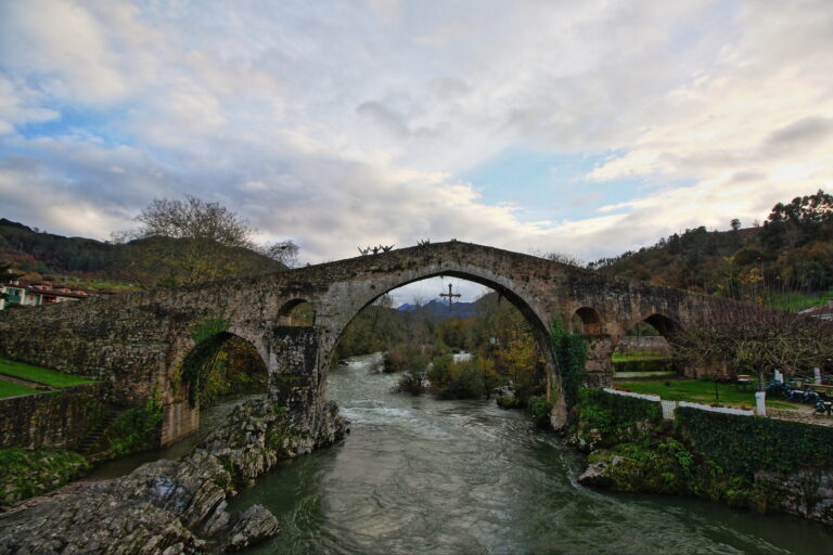 Puente romano de Cangas de Onís