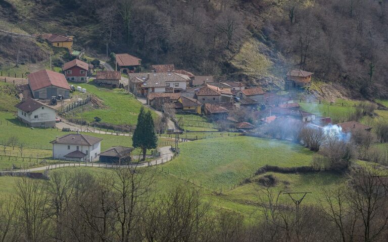 Amieva, Asturias: guía del concejo