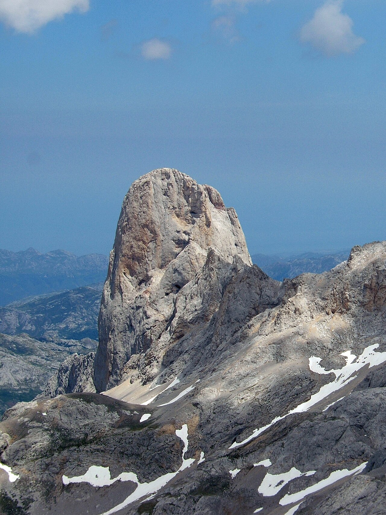Naranjo de Bulnes
