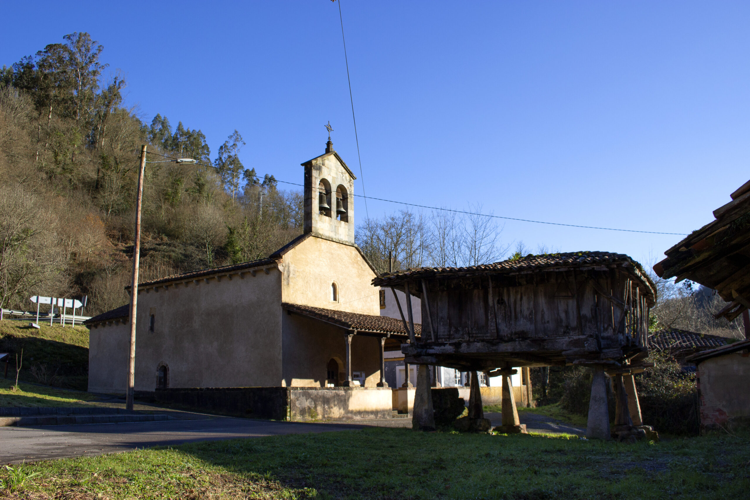 Iglesia de San Julián de Viñón, Cabranes