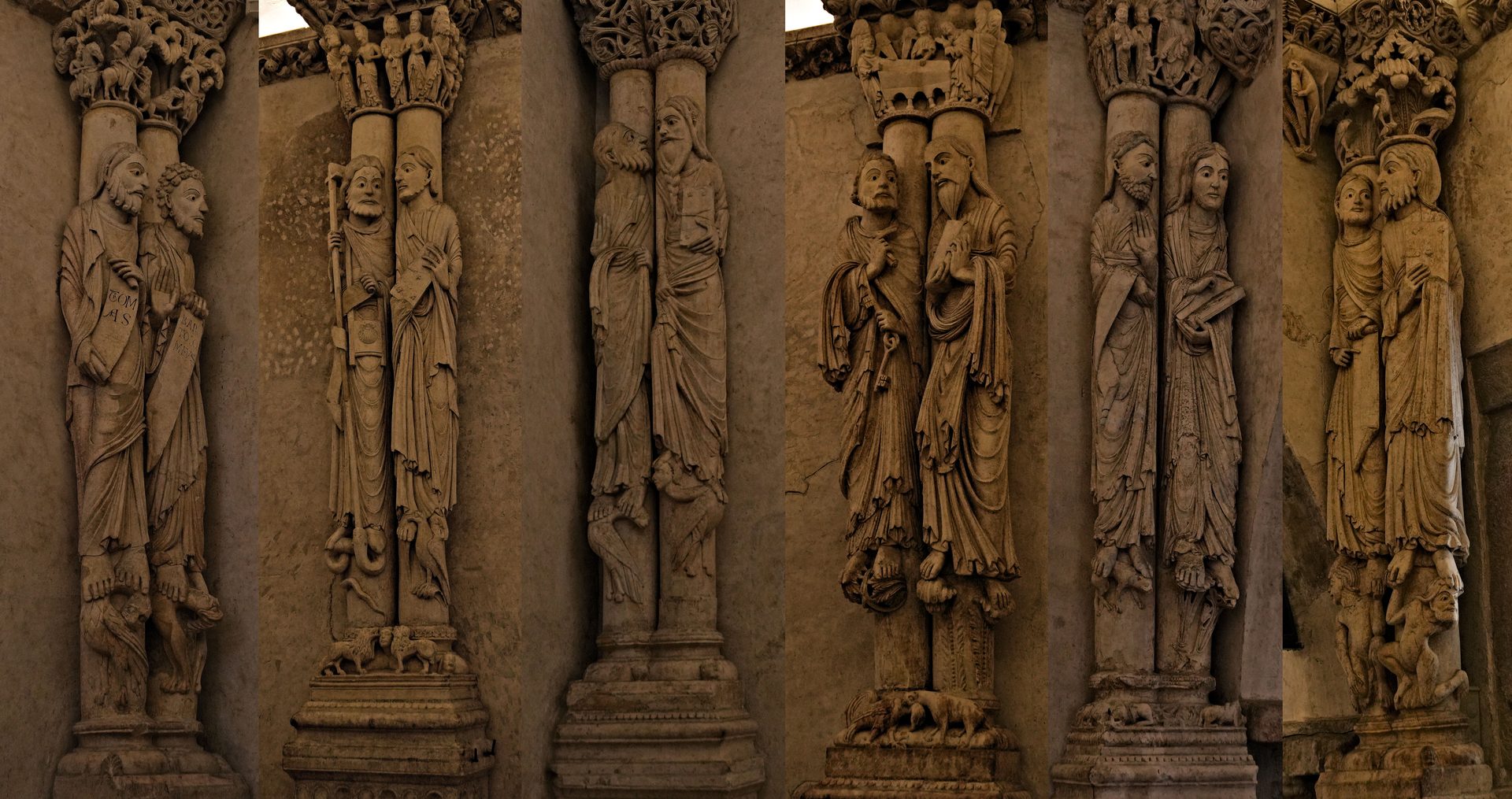 The Apostles of the Holy Chamber