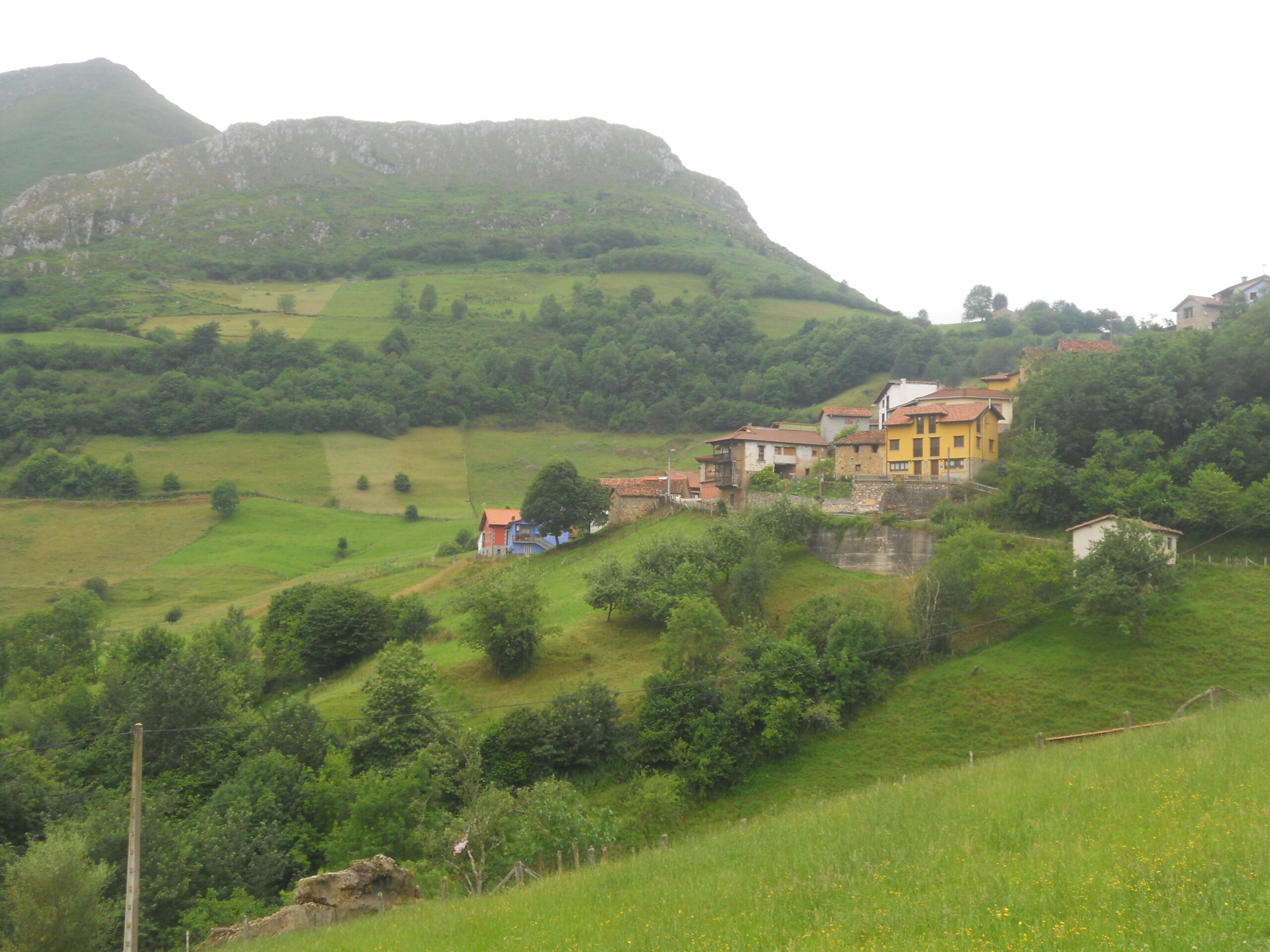 Gamonéu, en Onís, al pie de los Picos de Europa: el corazón del queso del Puertu